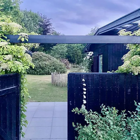 New Nordic House Near Liseleje Melby